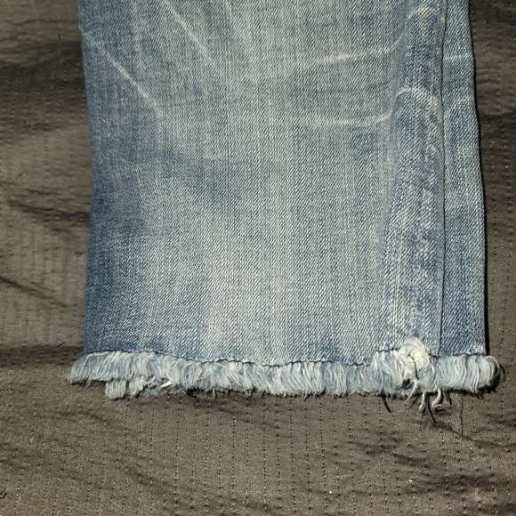 Miss Me Capri - Picture 4 of 9